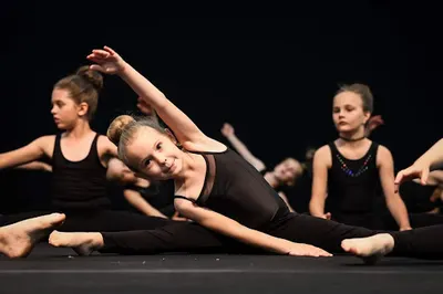 Akademia Artystyczna, Szkoła Tańca i Sztuki, Gdańsk